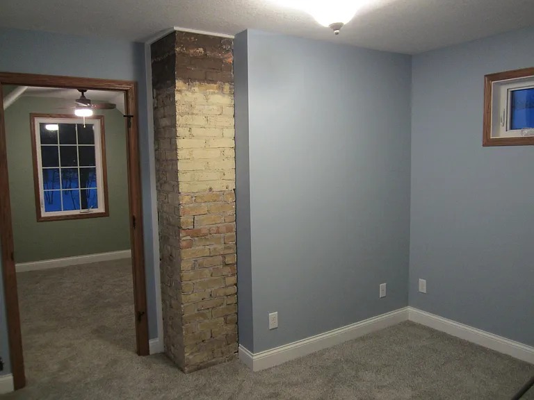 3622 Humboldt Ave N — Photo 28