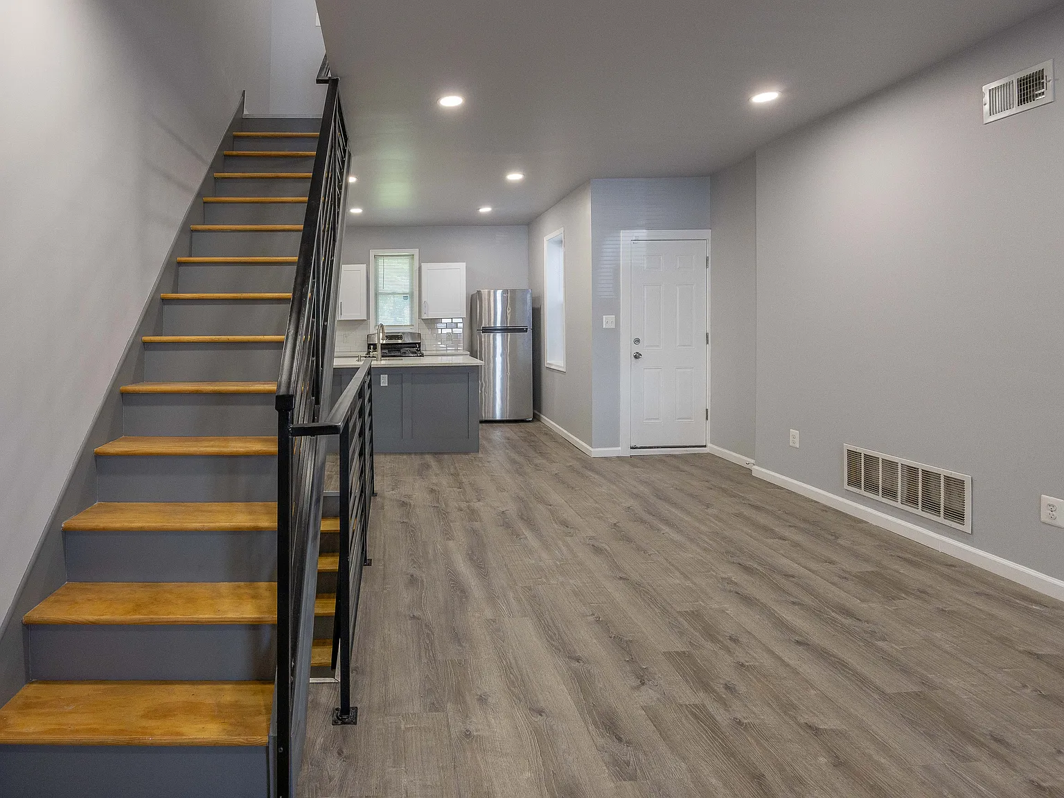 4 bed, 1450 sqft, $1,950 — Photo 3