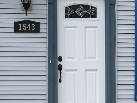 3rd image of 1543 96th Ave