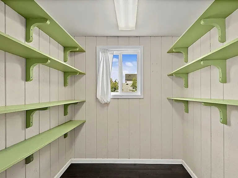 7640 Yakima Ave — Photo 17
