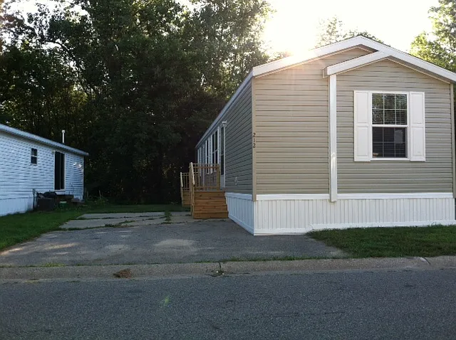Building Photo 4