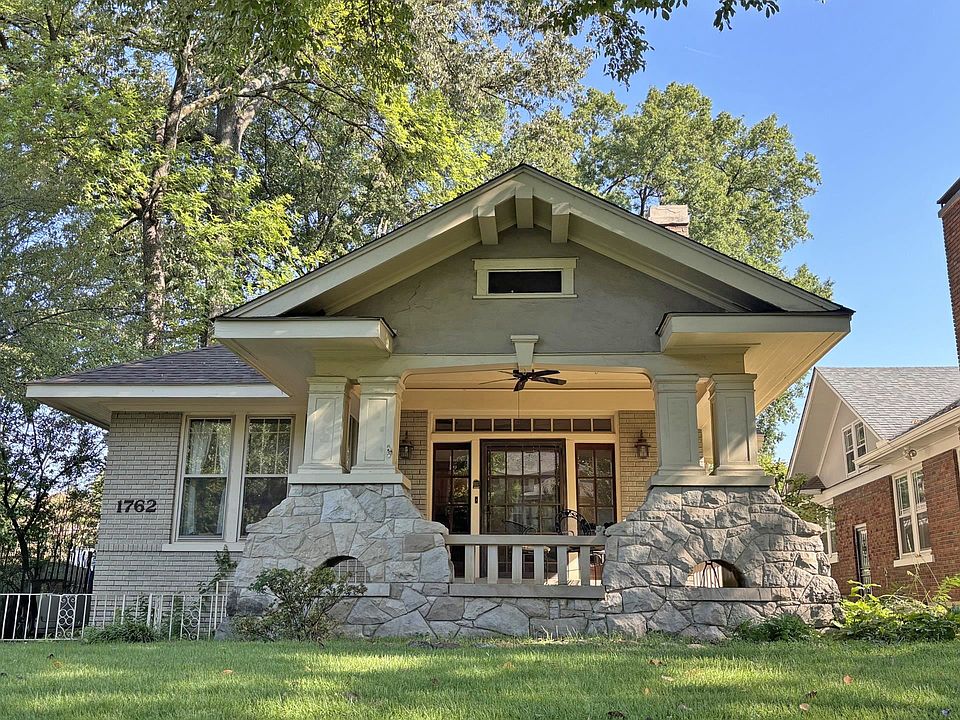 1st image of 1762 Autumn Ave