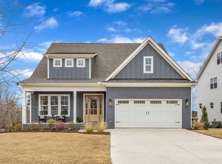 112 Sire Ct, Holly Springs, NC 27540