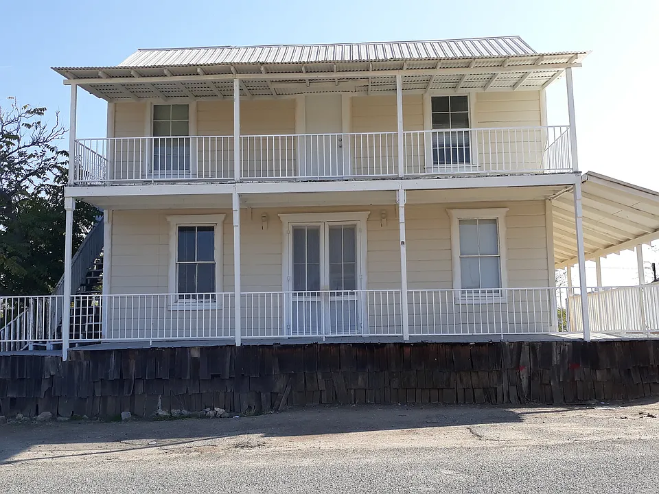 32281 Front St #2