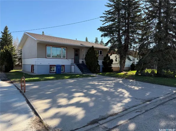 206 Burns AVENUE W, Melfort, SK S0E 1A0