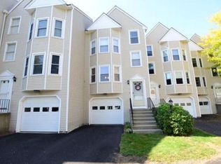 1541 Middlesex St APT 6, Lowell, MA 01851