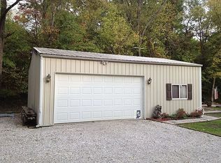 4300 Forest Lake Dr, Boonville, IN 47601
