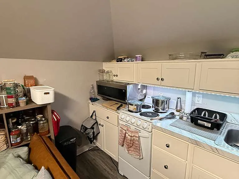 702 E High St #201-D — Photo 10