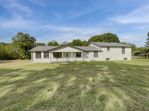 1396 Pomona Rd, Dickson, TN 37055