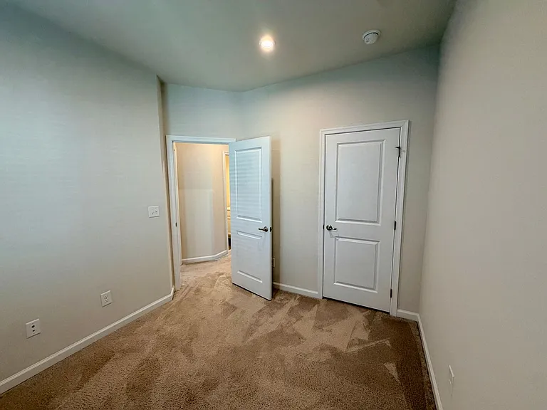 1214 Ashbury St — Photo 28