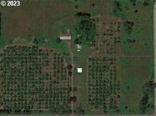 5581 Highway 211, Hubbard, OR 97032