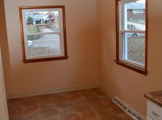 643 Dolton Rd, Akron, OH 44312