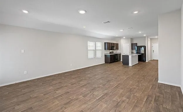 211 Whipporwill Ln — Photo 6