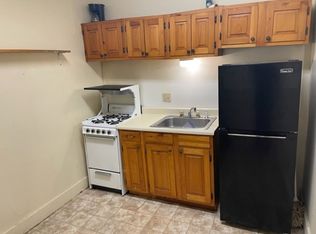 2046 Hartford Ave., Wilder, VT 05088