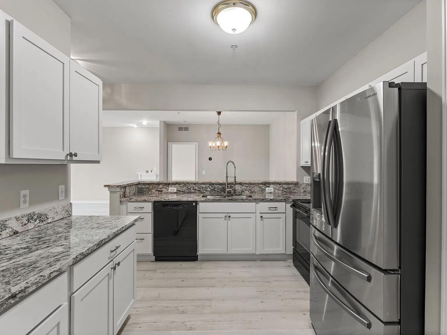 2 bed, 1450 sqft, $2,500 — Photo 2