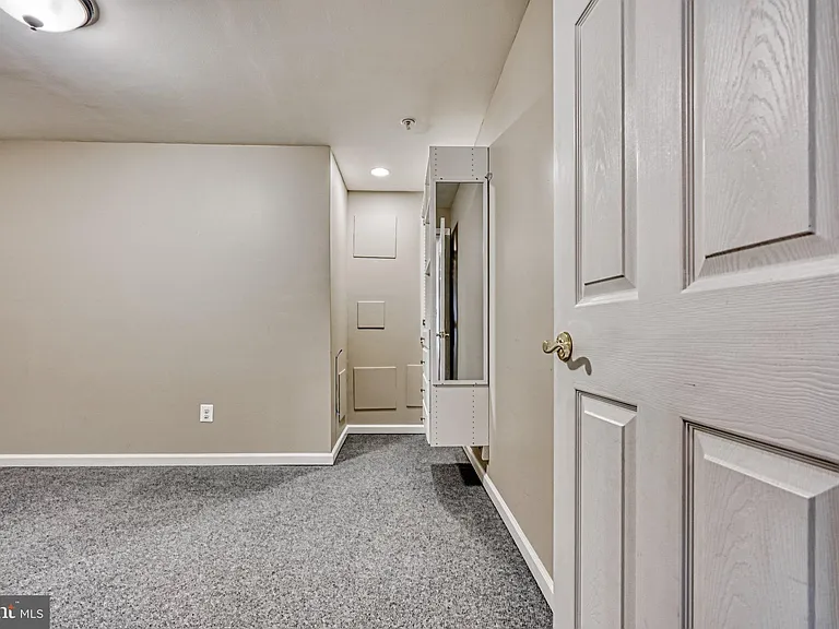 206 Colgate Dr — Photo 26