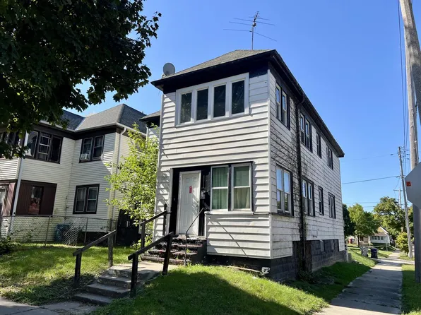 3643 N 24th Pl, Milwaukee, WI 53206