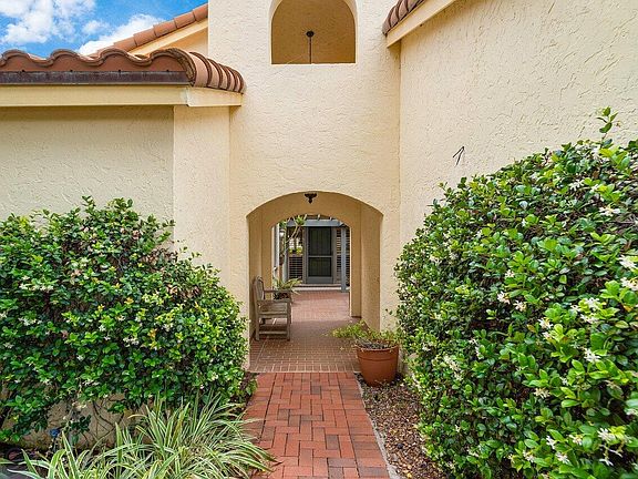 3rd image of 16643 Hidden Cove Drive