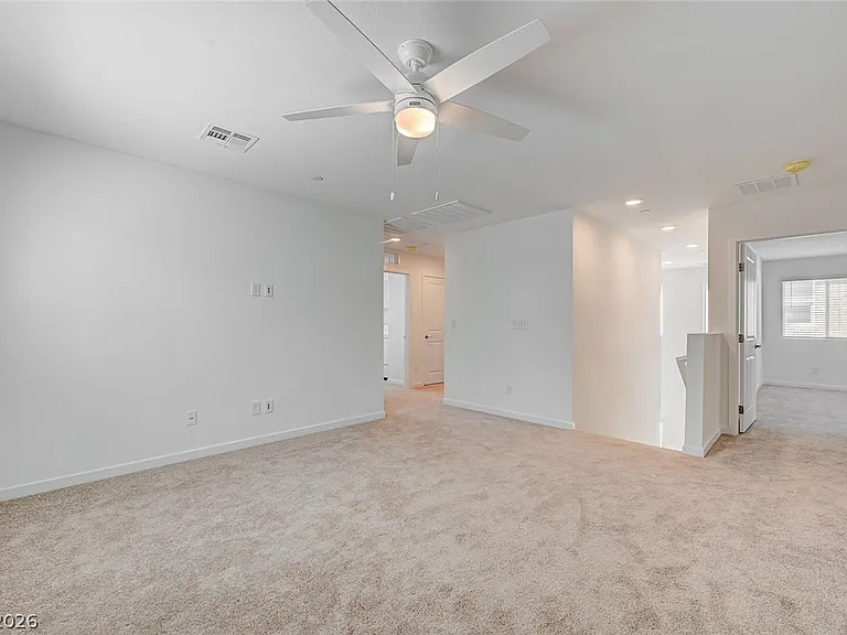 324 Lupton Ave — Photo 38