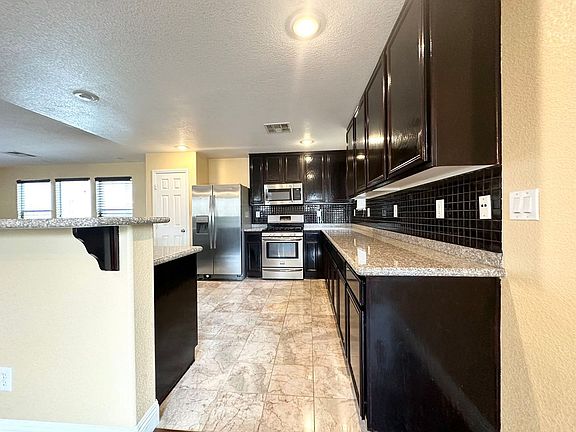 3rd image of 6536 Bryce Woodlands St
