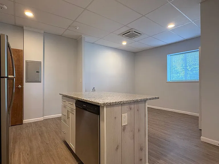3200 Concord Rd — Photo 3