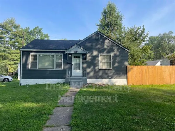 1901 Eagle Dr, Saint Louis, MO 63133