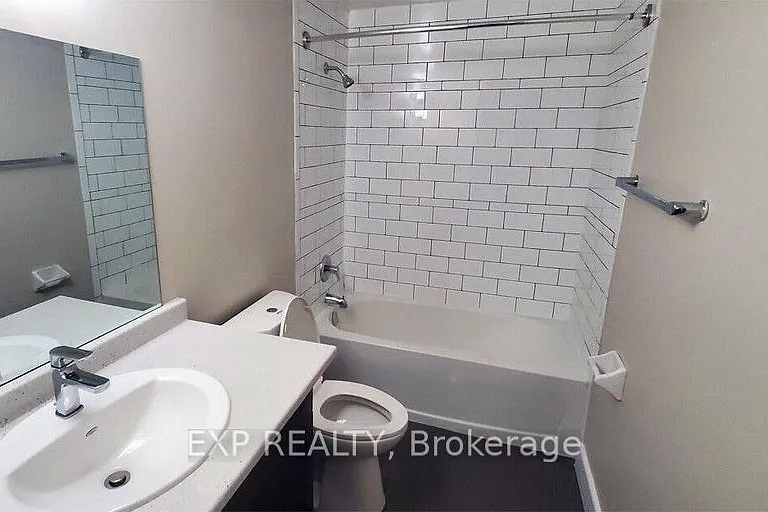 33 Berkley Dr #24 — Photo 6