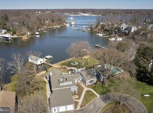 238 Riverside Rd, Edgewater, MD 21037