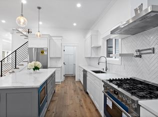 381 Brook St, Carlisle, MA 01741