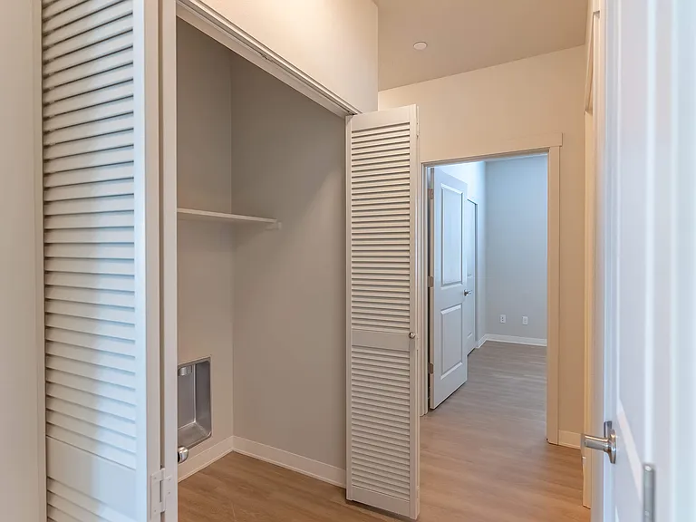 Cascade Place Apartment Homes — Photo 46