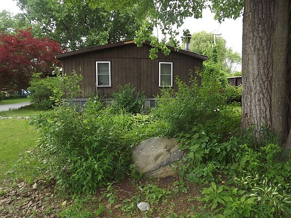 4th image of 7 Arbor Ave