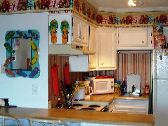 Kitchen with all appliances and accessories