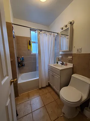 Rented by Mega Homes Realty INC | media 29