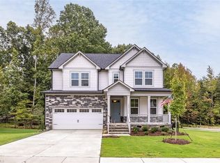 302 Travelers Ct, Mebane, NC 27302