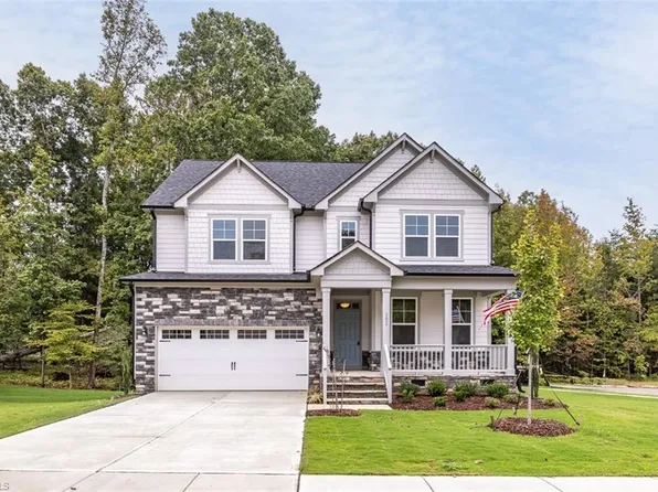 302 Travelers Ct, Mebane, NC 27302