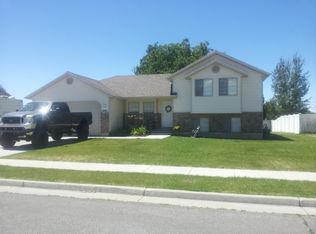 1193 N 780 W, Clinton, UT 84015