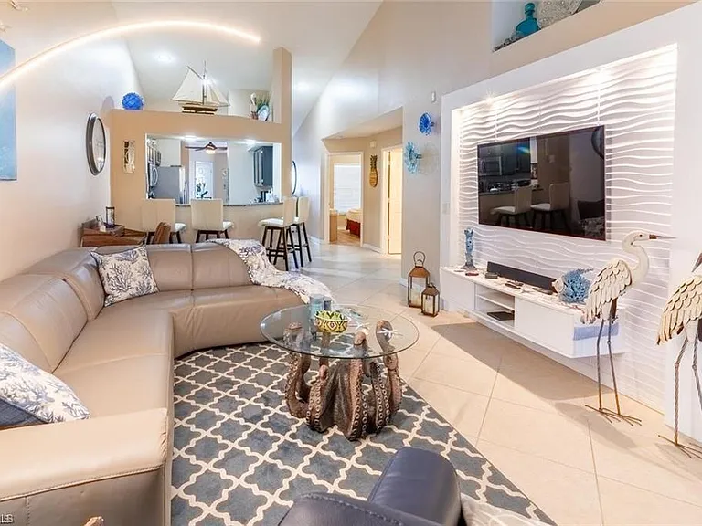 760 Wiggins Lake Dr #205 — Photo 5