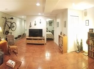 909 Monroe St NW, Washington, DC 20010