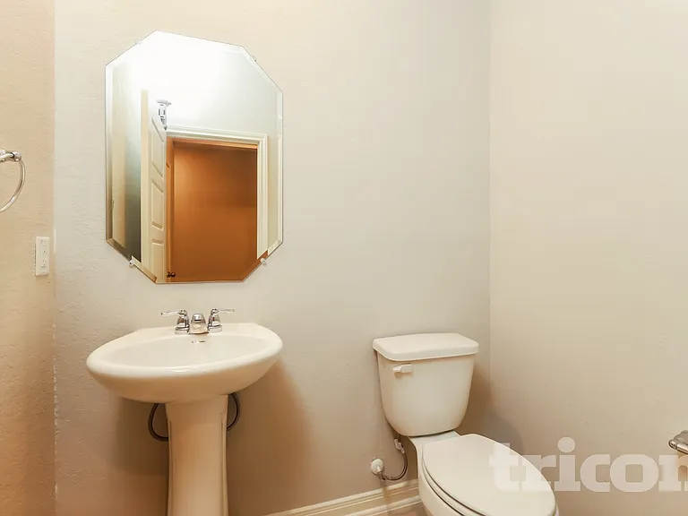 5532 Shasta Pl — Photo 14