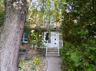 29 Raglan Ave, Toronto, ON M6C 2K7