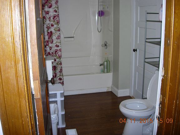 3rd image of 20 Sterling Street