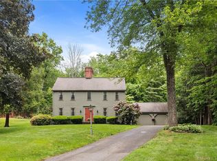 31 Stonepost Rd, Glastonbury, CT 06033