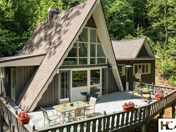 173 Strawberry Hill Road, Cullowhee, NC 28723