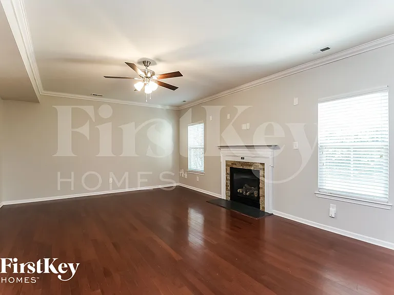 3009 Fallondale Rd — Photo 3