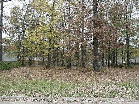 1st image of 146 Brookwood Dr