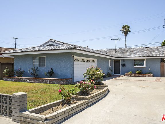 3rd image of 5317 Knoxville Ave