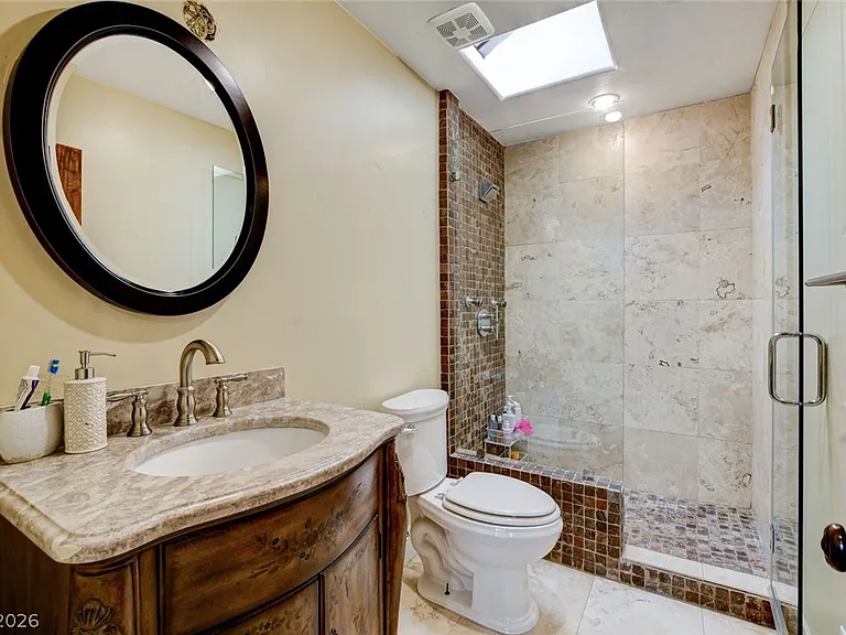 7001 Alamitos Cir — Photo 54