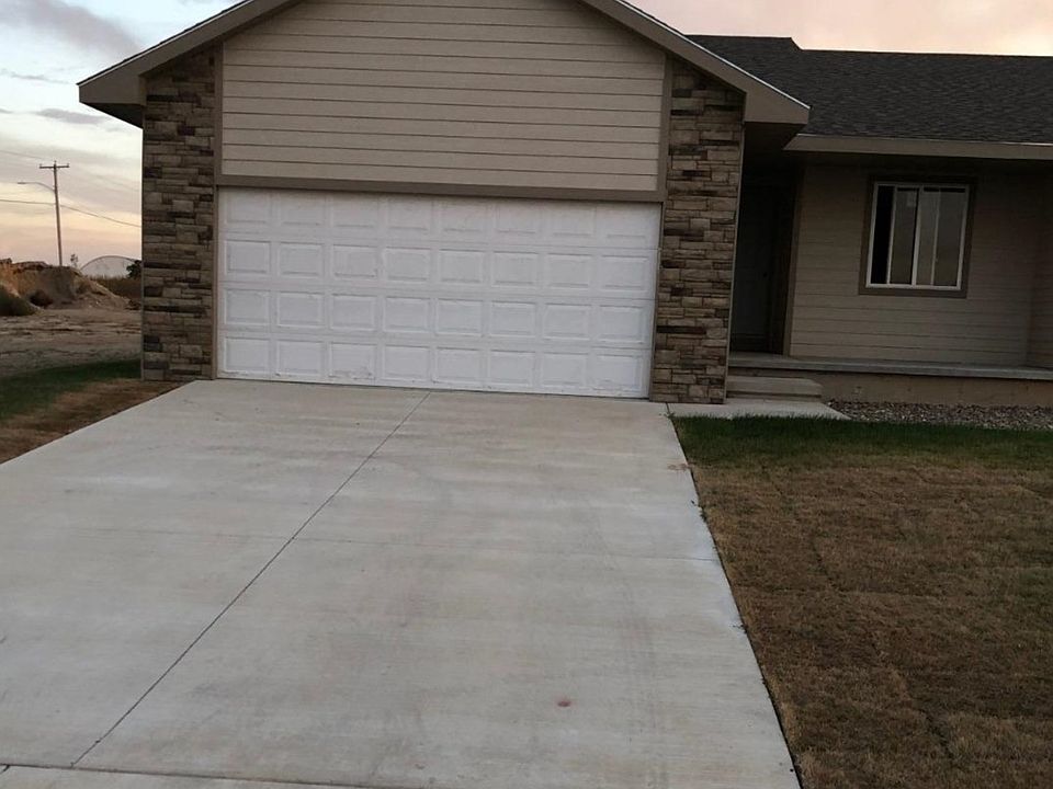 1st image of 1920 E Prairie View Dr