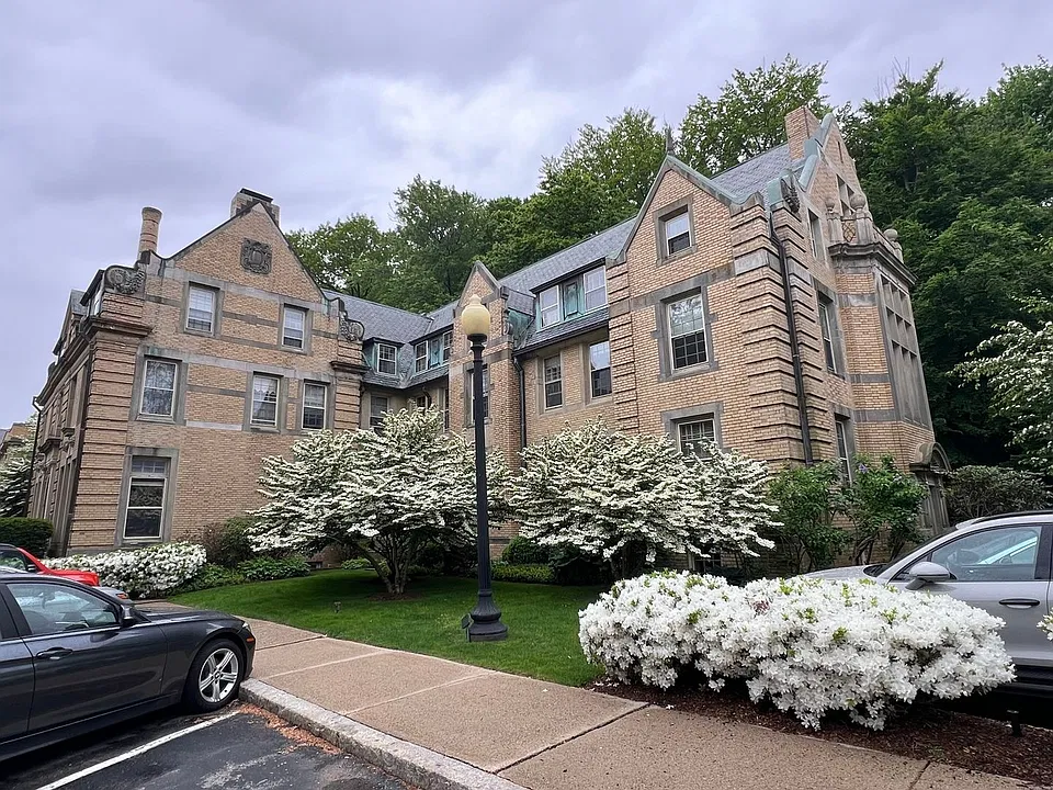 65 Glen Rd #H4