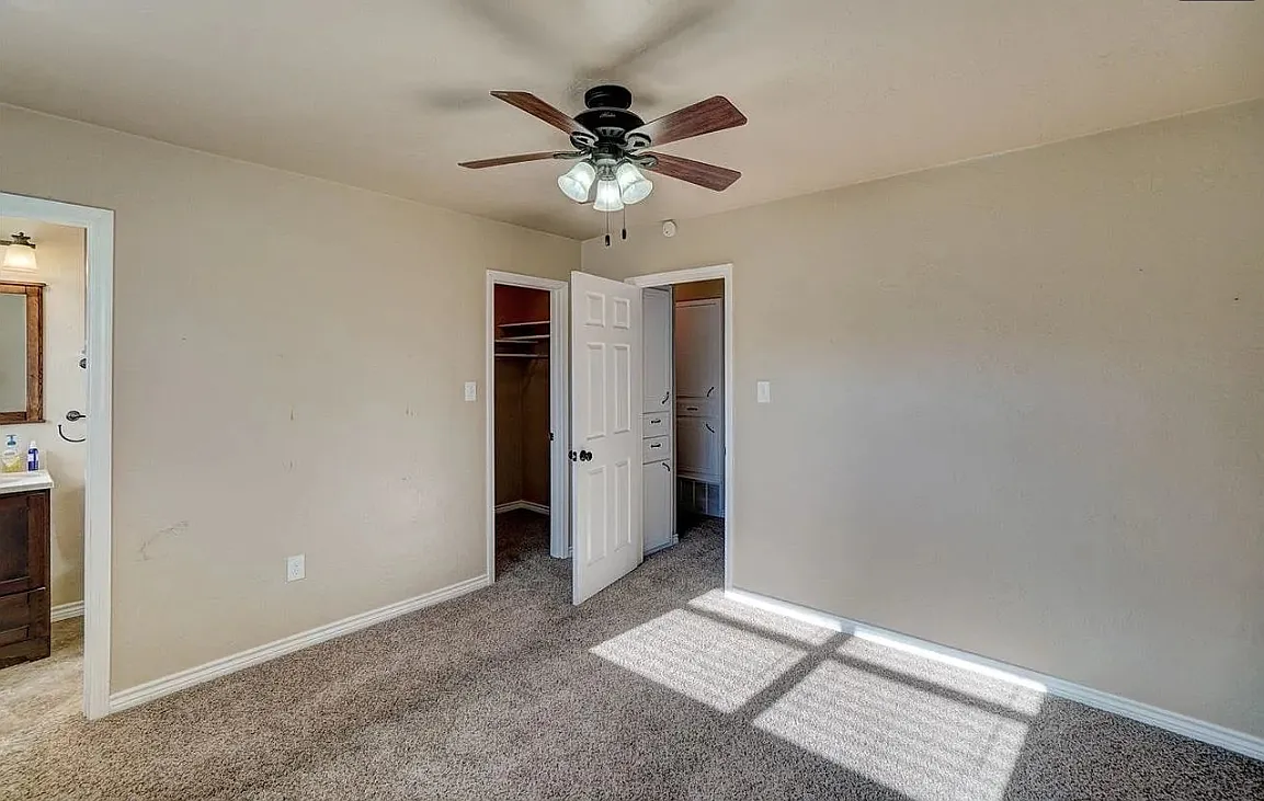 5716 Northwest Cedarwood Drive - 1 — Photo 2